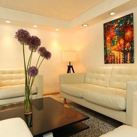 Cozy Souterrain-Half-Basement-Apartment Included 2 Bicycles Berlín Exterior foto