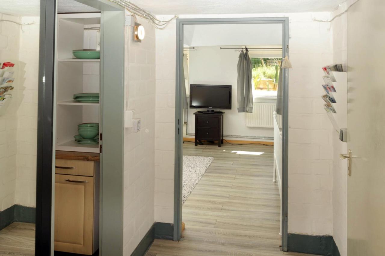 Cozy Souterrain-Half-Basement-Apartment Included 2 Bicycles Berlín Exterior foto